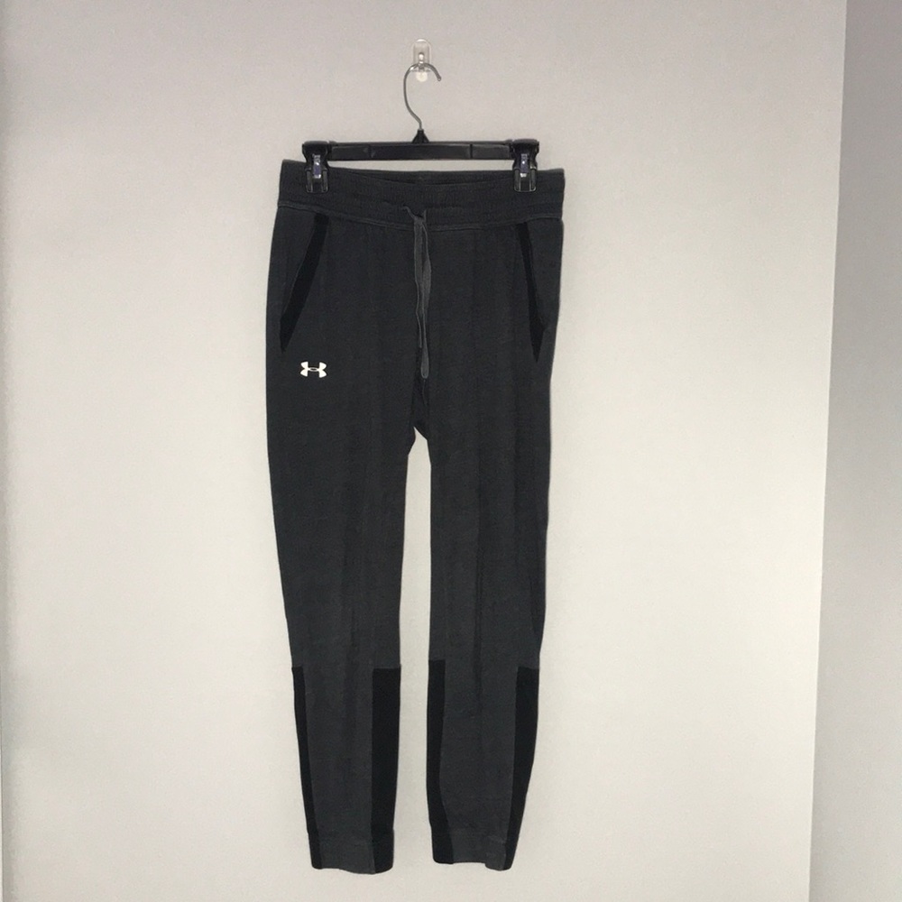 dark gray under armor joggers